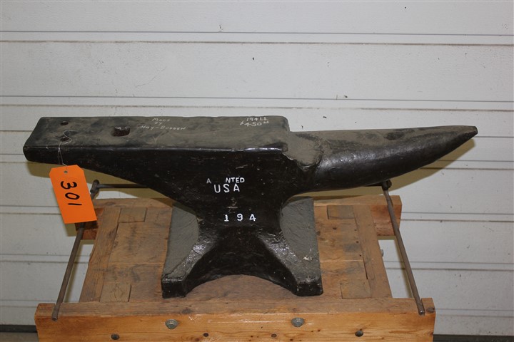 At Auction: SMALL ANVIL 3 1/2 X 1 1/2 TOP PLATE