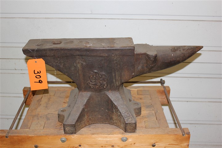 Vintage Small Anvil (Lot 401 - March Gallery AuctionMar 24, 2018, 9:00am)